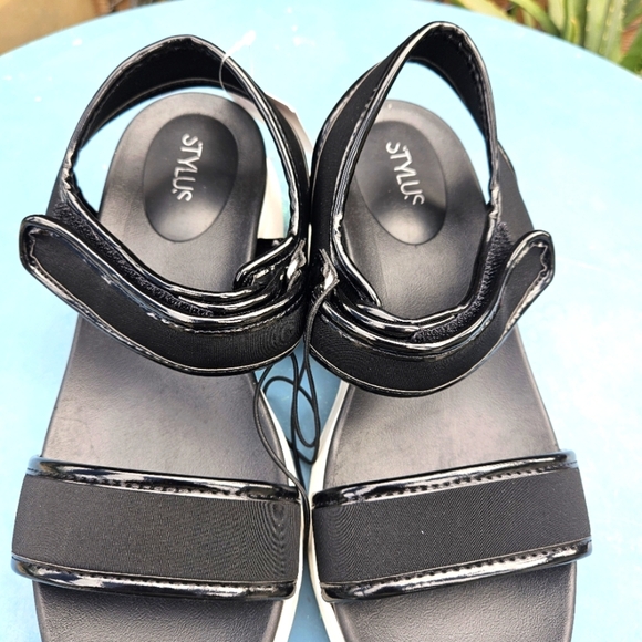 Stylus Black Platform Sandals Size 9 - Picture 5 of 16